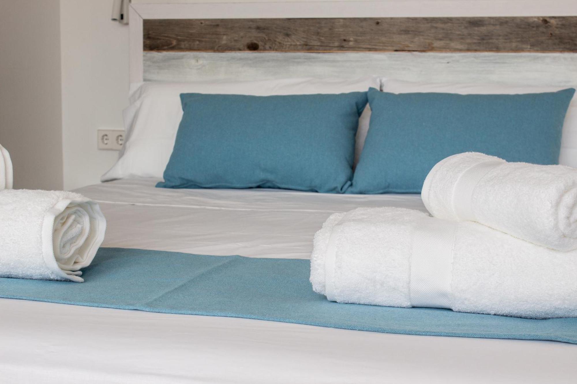 Hotel Boutique Es Blau Cadaqués Exteriör bild