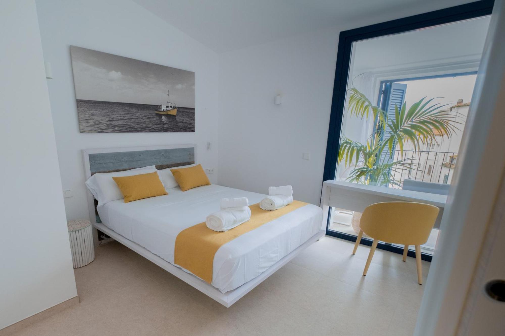 Hotel Boutique Es Blau Cadaqués Exteriör bild